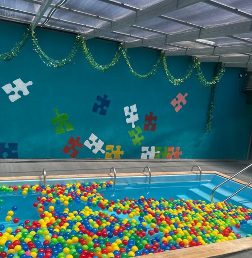 imagem piscina de bolinhas